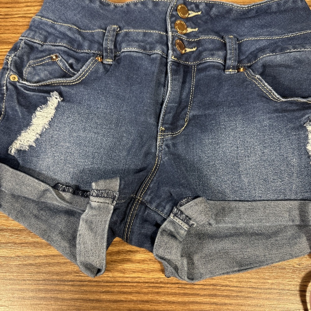 Womens YMI Denim Blue Jean Shorts Size‎ 5/27 Distressed Button Up - Picture 4 of 5